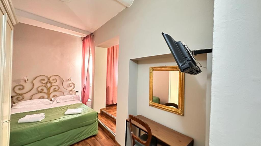 Piccolo Hotel Con Access Ztl !!! Nel Centro Storico Di Firenze !!! Buitenkant foto